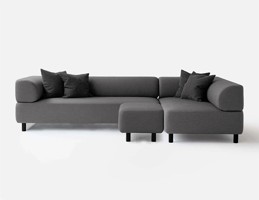 Bolder Sofa mit Bolder Hocker