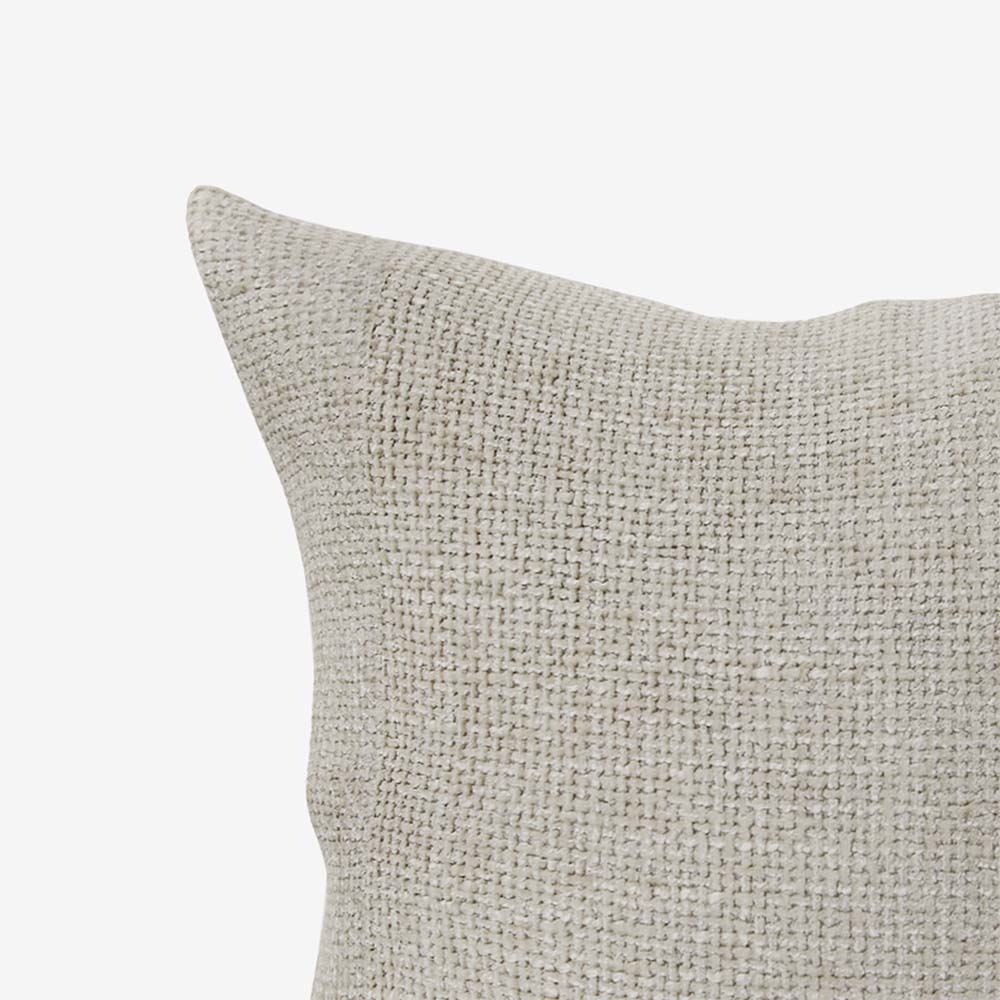 Decorative Cushion Oyster Detail