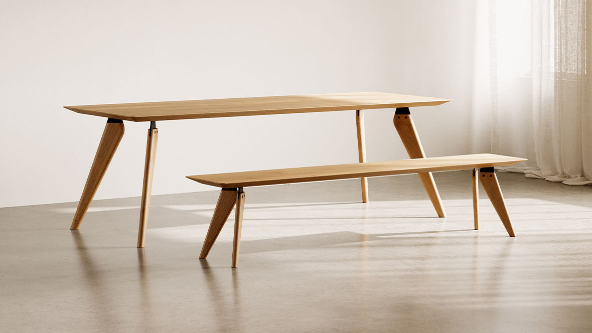 Round Dining Table Hielke