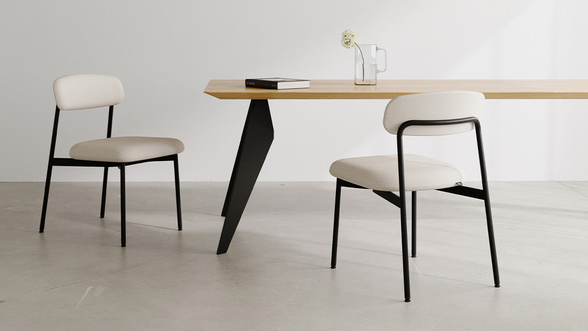 Round Dining Table Hielke