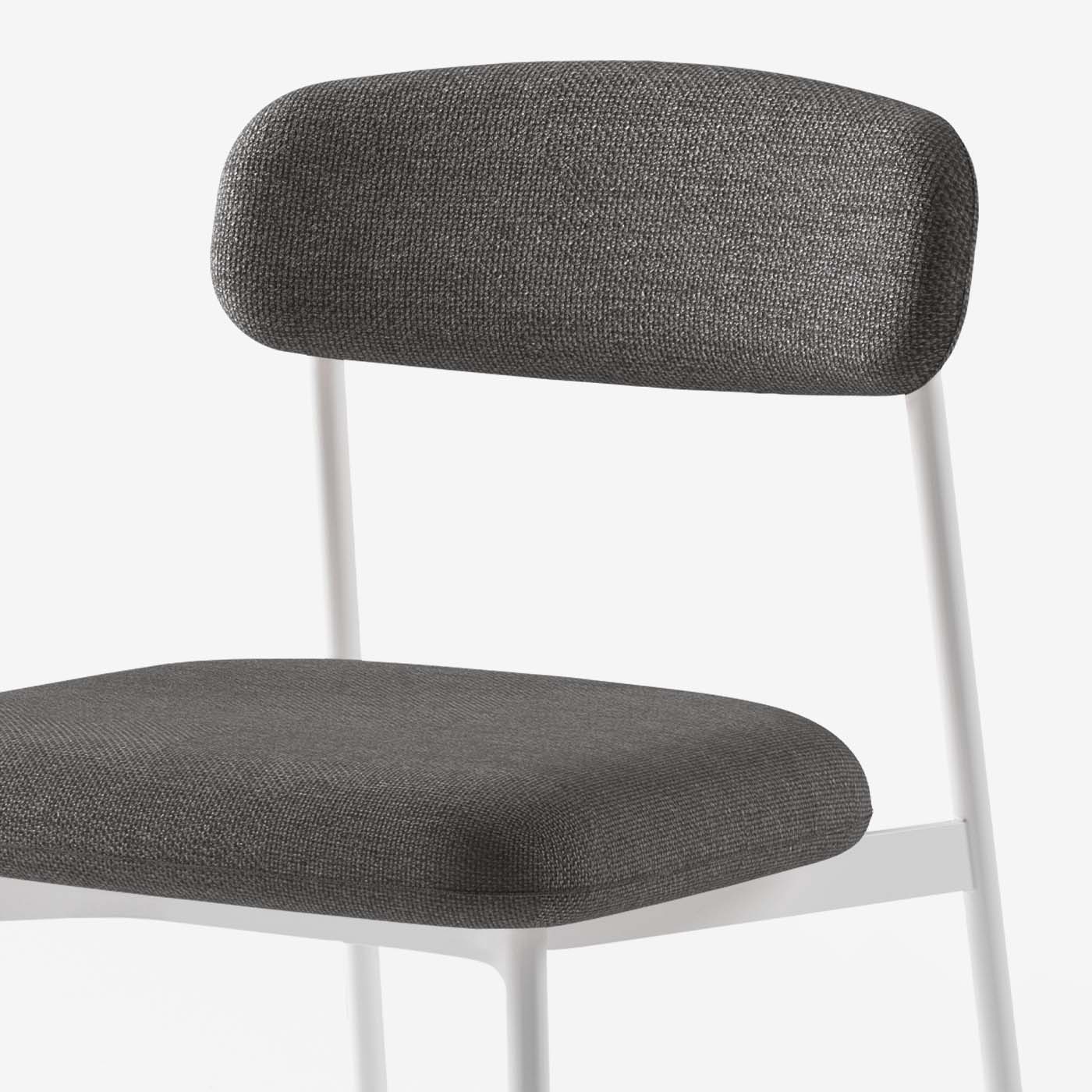 Maatje Stuhl Nantes Sooty Metall Weiss Detail