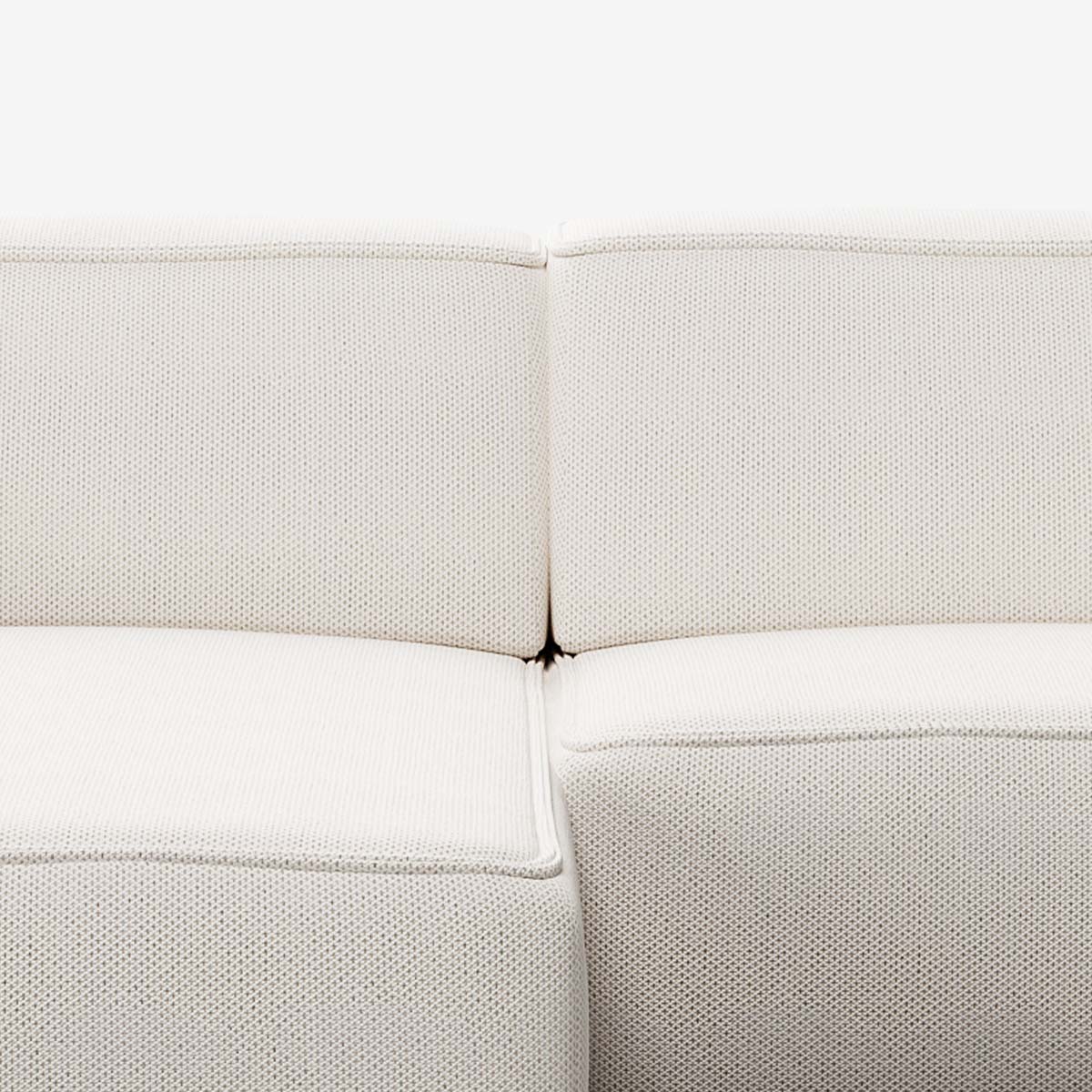 Meester Sofa linker Divan Arc Frame Detail