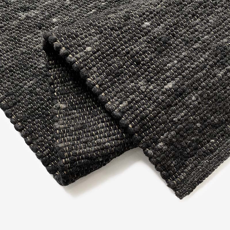 Hugs Wollteppich 140x200 cm (Schwarz)