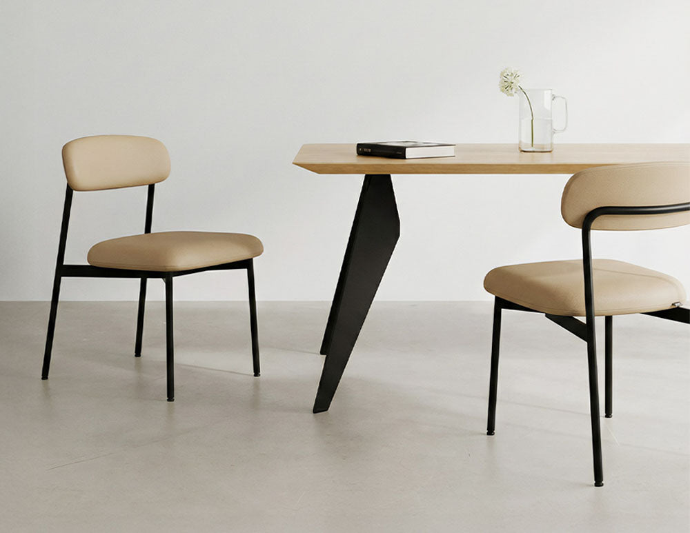 Maatje Stul im Leder - Zeitloses Material unzählige Vorteile