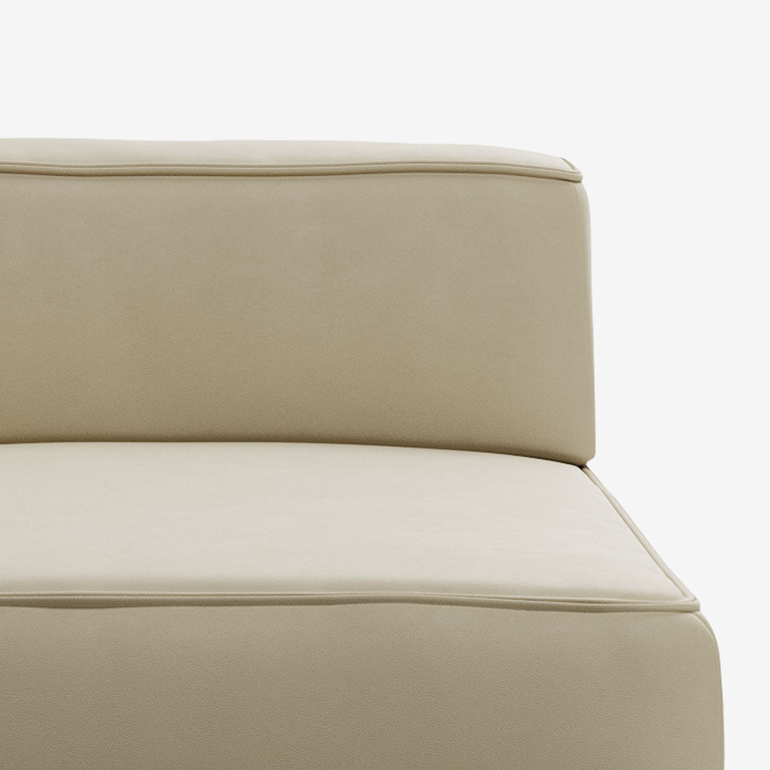 Meester Divan Groß Links