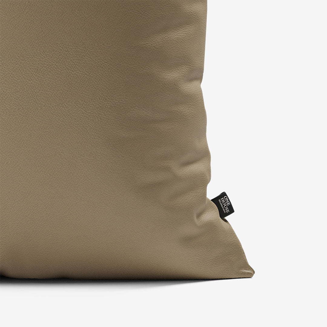 Sofa Kissen 50x50 cm Leder Sand Detail 01